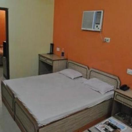 Hotel Venkateswara Колката Екстер'єр фото