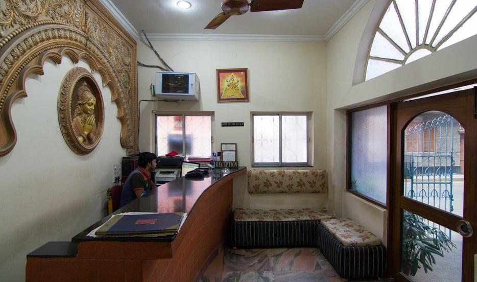 Hotel Venkateswara Колката Екстер'єр фото